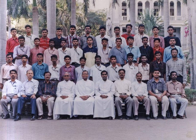 Album Image - CLASSES OF 2004 - LOYOLA COLLEGE 